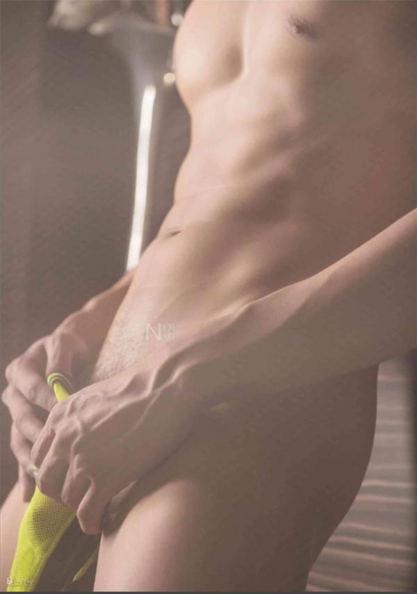 Whoseman-4-明星教練男丁格爾-芬達-全裸非全見寫真書